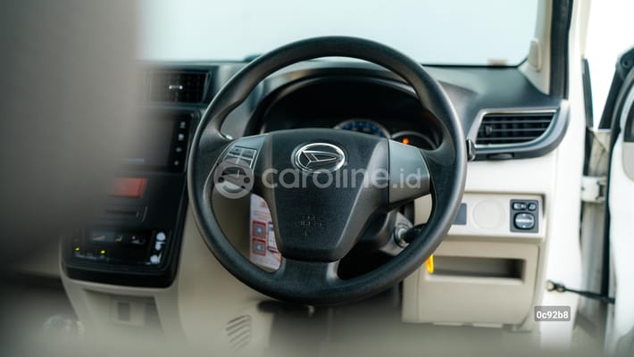 Daihatsu Xenia 2021