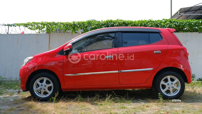 Daihatsu Ayla 2015