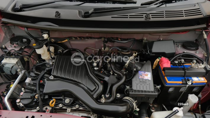 Daihatsu Sigra 2024