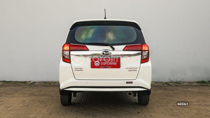 Daihatsu Sigra 2022