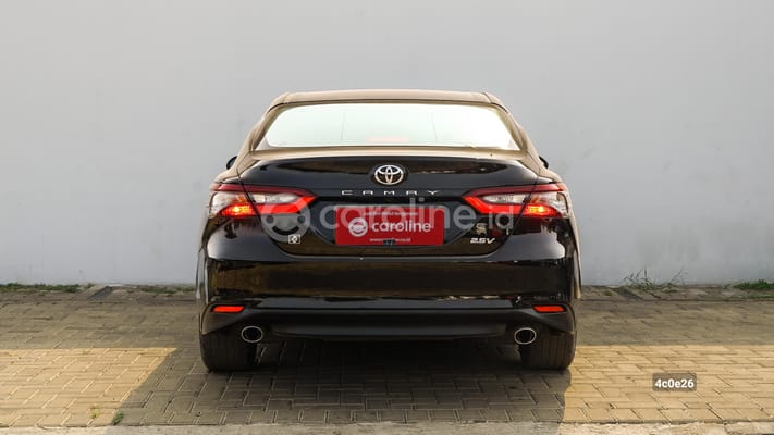 Toyota Camry 2021