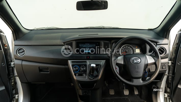 Daihatsu Sigra 2023