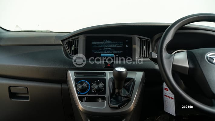 Daihatsu Sigra 2023