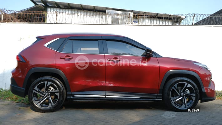 Jual Mobil Toyota Yaris CROSS 1.5 S CVT GR TSS 2023 Bekas Kota Bandung