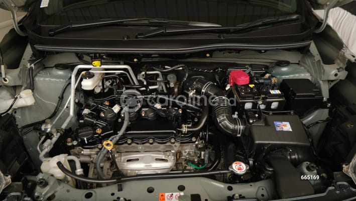 Daihatsu Xenia 2024