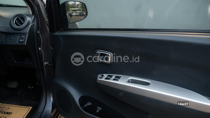Daihatsu Ayla 2016