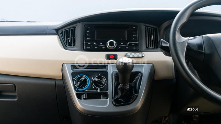 Daihatsu Sigra 2018