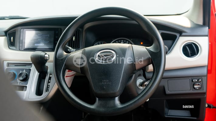 Daihatsu Sigra 2022