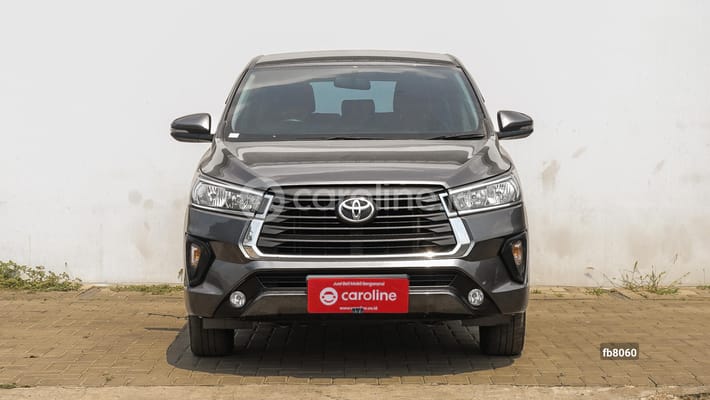 Toyota Innova 2022