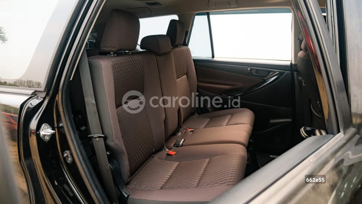 Toyota Innova 2022