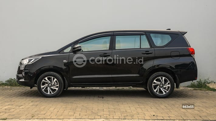 Toyota Innova 2022
