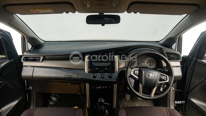 Toyota Innova 2022