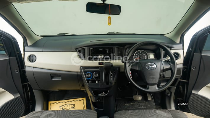 Daihatsu Sigra 2021