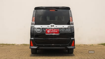 Jual Mobil Toyota Voxy 2.0 2020 Bekas Kota Tangerang
