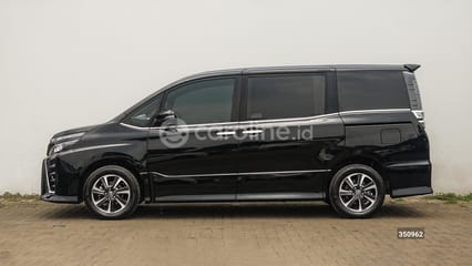 Jual Mobil Toyota Voxy 2.0 2020 Bekas Kota Tangerang