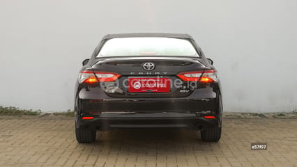 Jual Mobil Toyota Camry V 2.5 2021 Bekas Kota Tangerang
