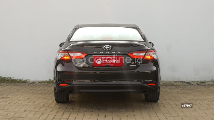 Jual Mobil Toyota Camry V 2.5 2021 Bekas Kota Tangerang