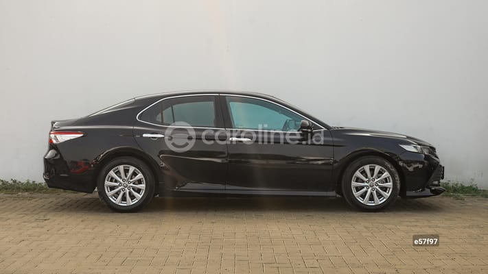 Jual Mobil Toyota Camry V 2.5 2021 Bekas Kota Tangerang
