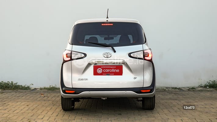 Jual Mobil Toyota Sienta V 1.5 2017 Bekas Kota Tangerang Selatan