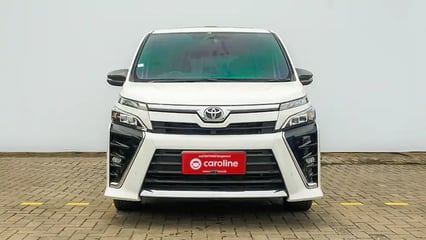 Toyota Voxy 2.0 2018