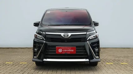 Toyota Voxy 2.0 2018