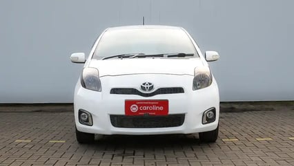 Toyota Yaris 1.5 J 2012