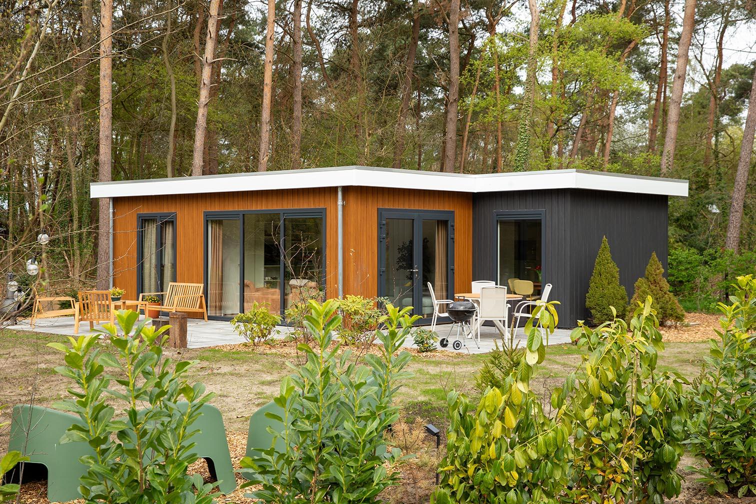 Mantelzorg - recreatie woning Model Narcis – 2 kleuren kunststof gevelbekleding