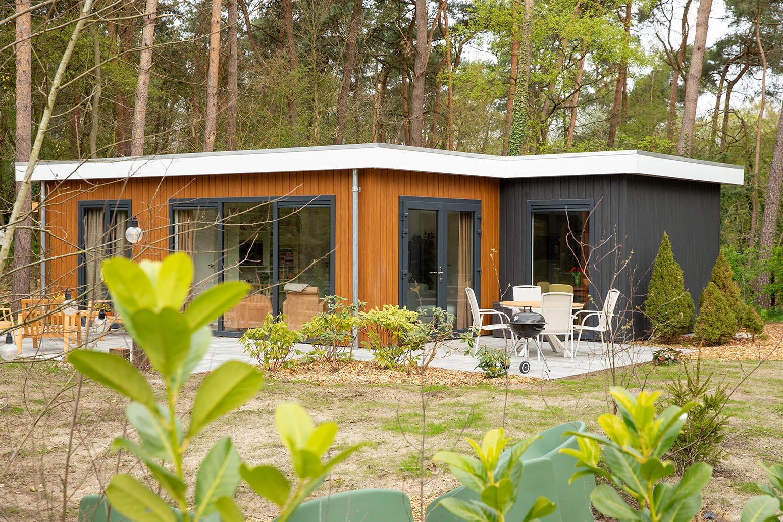 Mantelzorg - recreatie woning Model Narcis – grote ramen met schuifpui