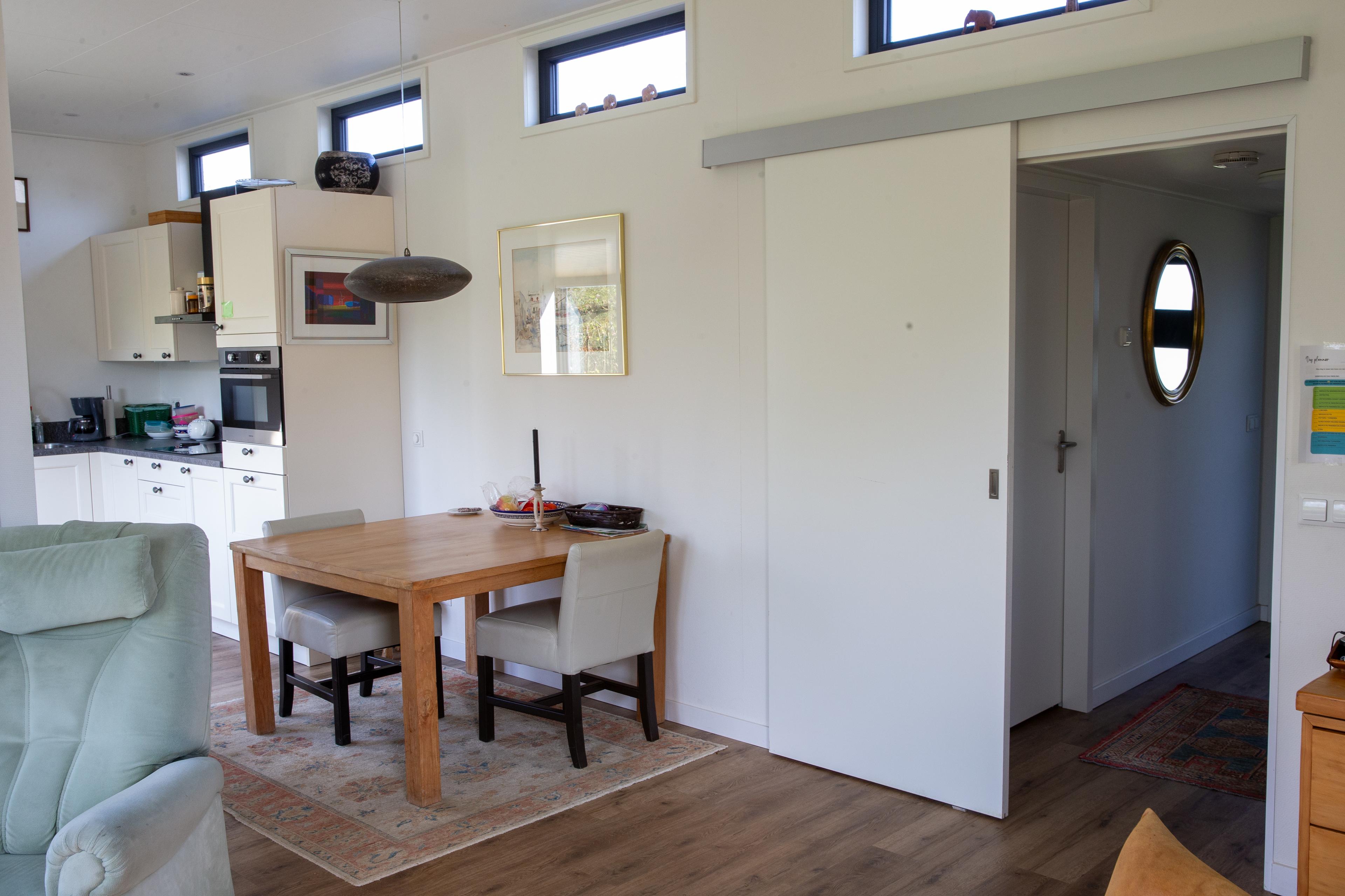Mantelzorgwoning Model Azalea - woonkamer met schuifdeur