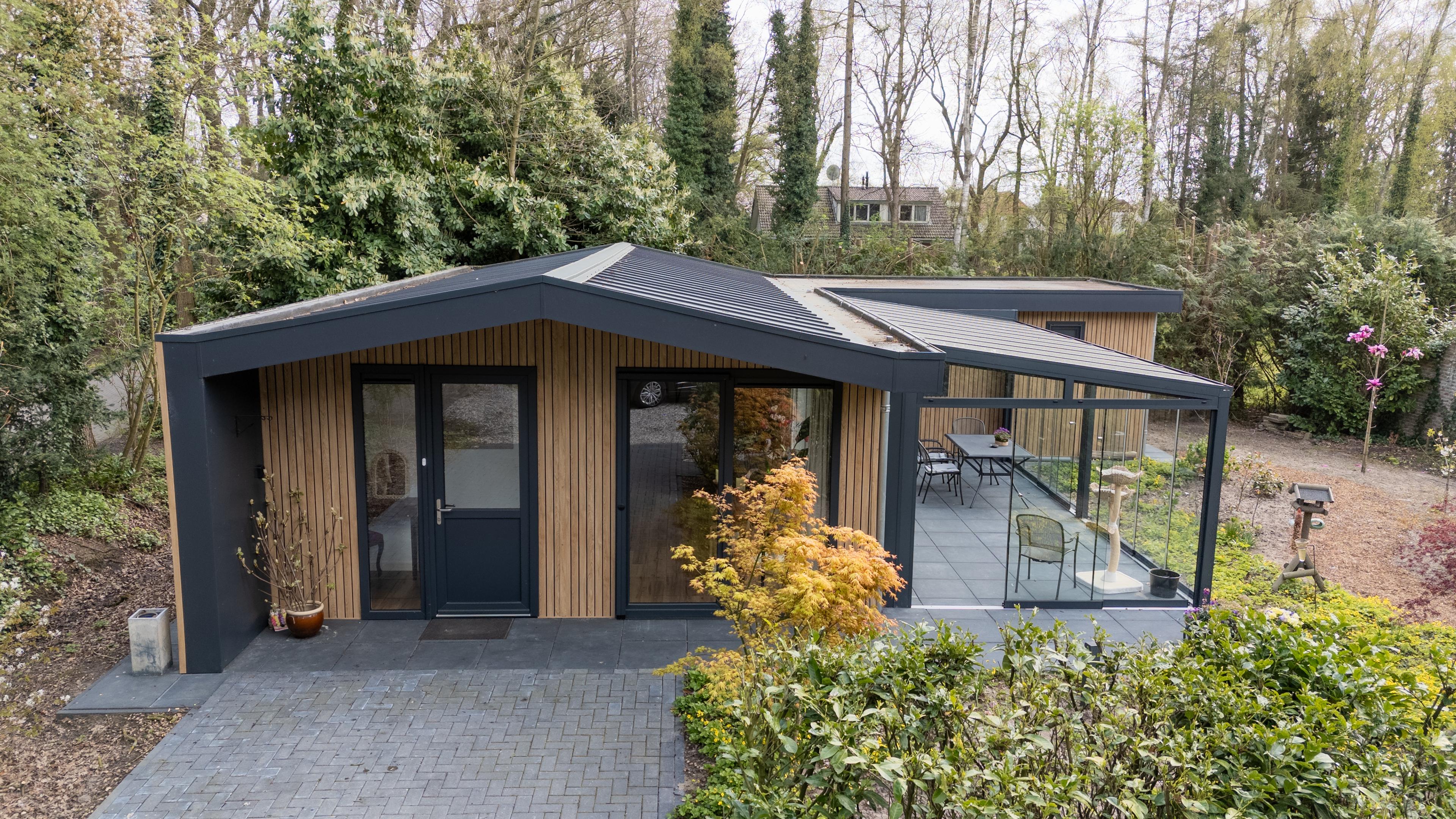 Mantelzorgwoning Model Korenbloem - met overkapping en serre