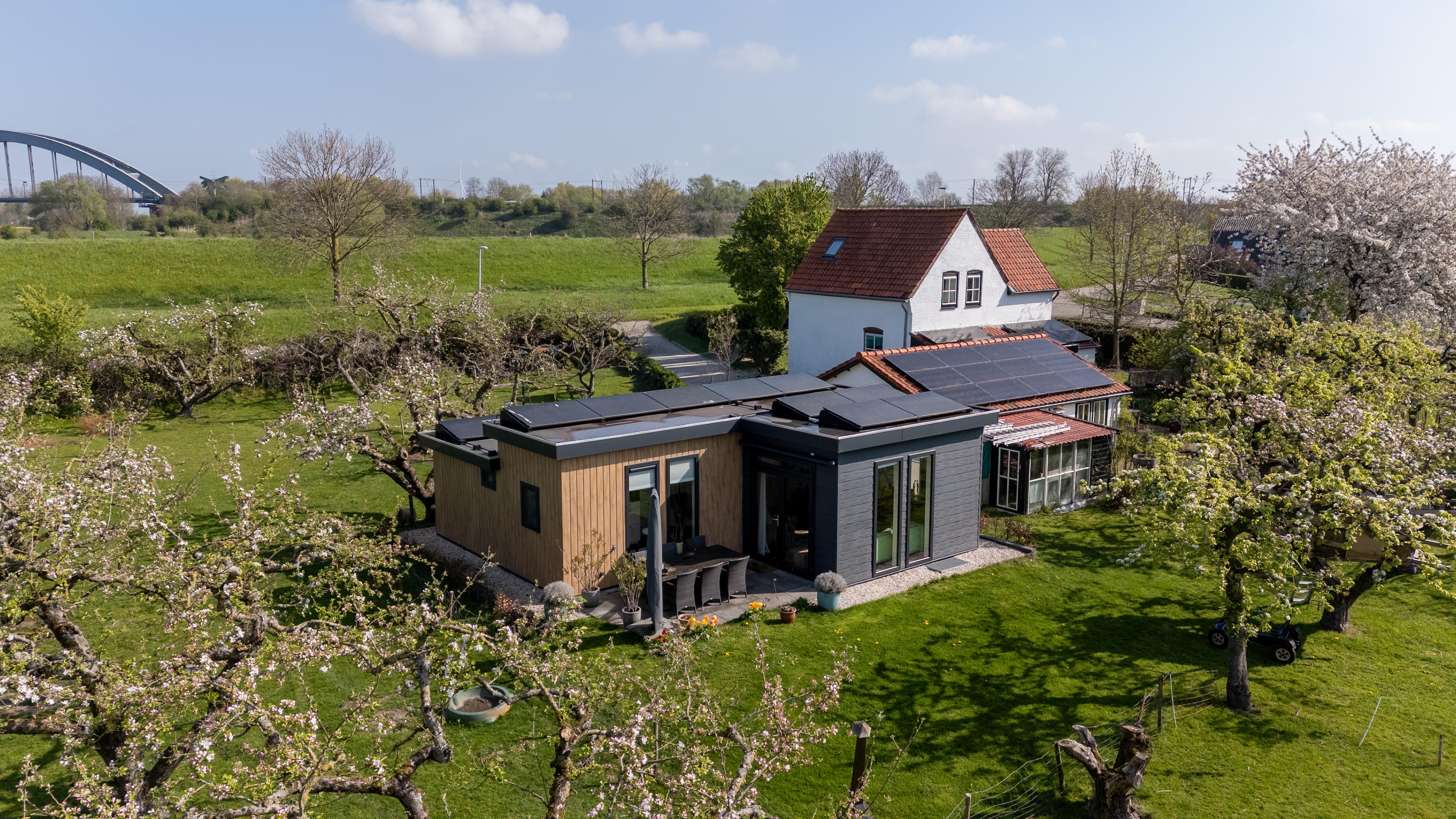 Mantelzorgwoning Model Azalea - gelegen aan de dijk