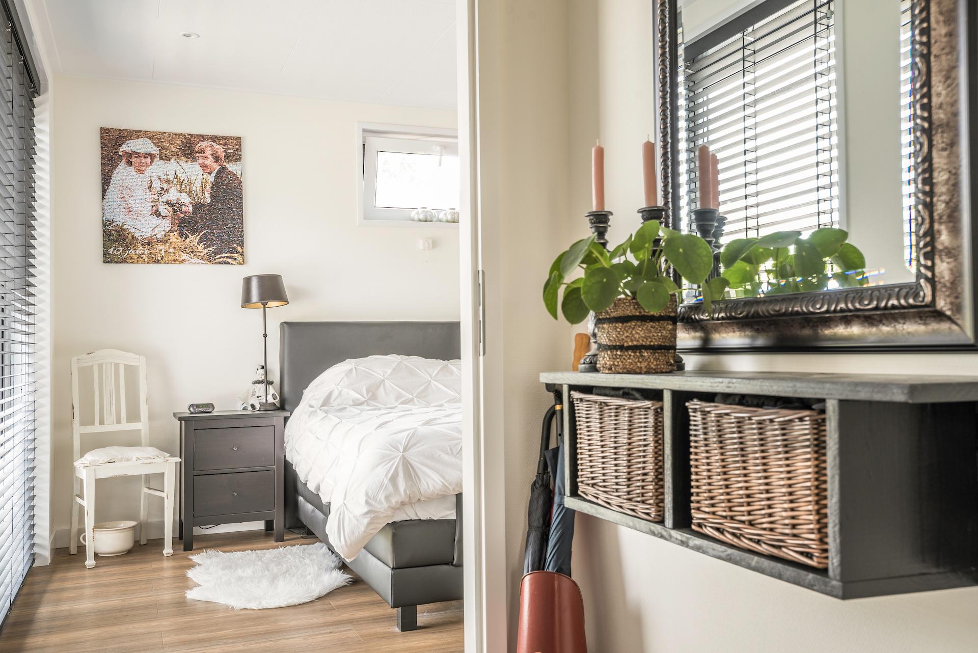 Mantelzorgwoning Model Lelie - slaapkamer met kasten Ikea
