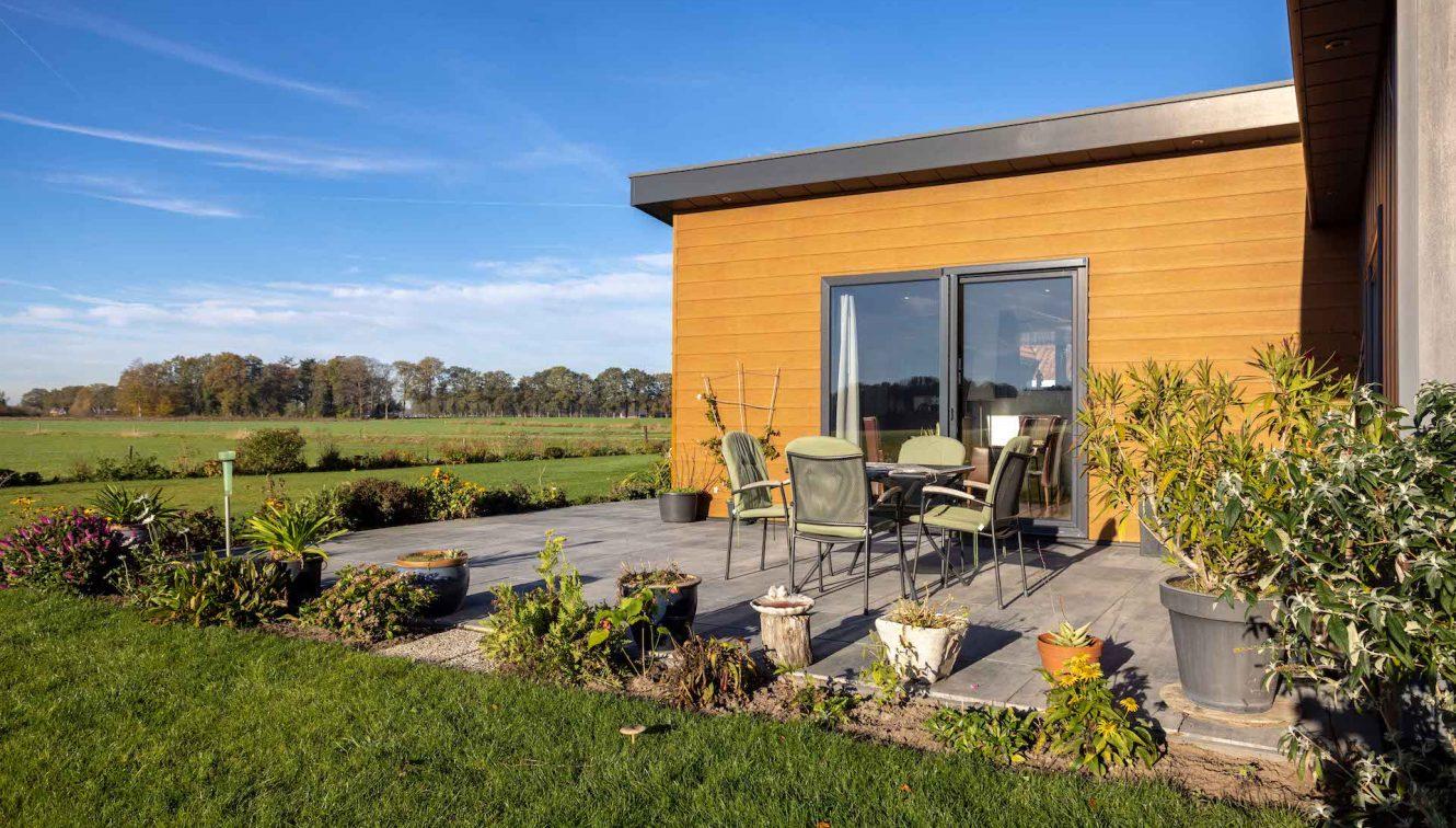 Mantelzorgwoning Model Camellia – tuinstel op terras