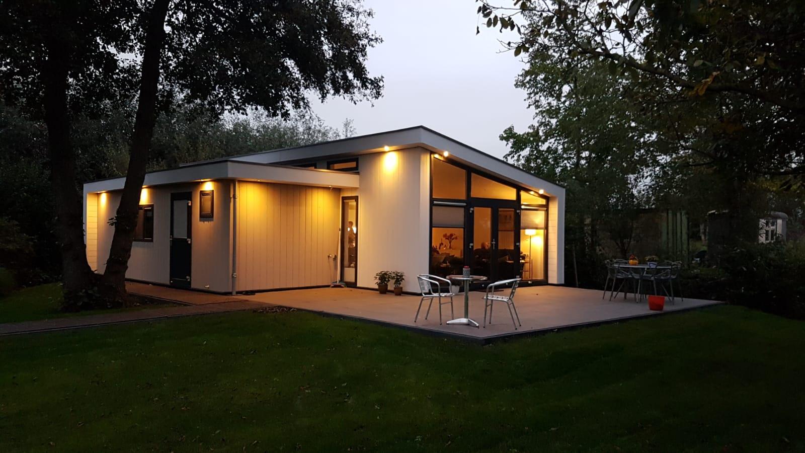 Mantelzorgwoning Model - Akelei - met spots