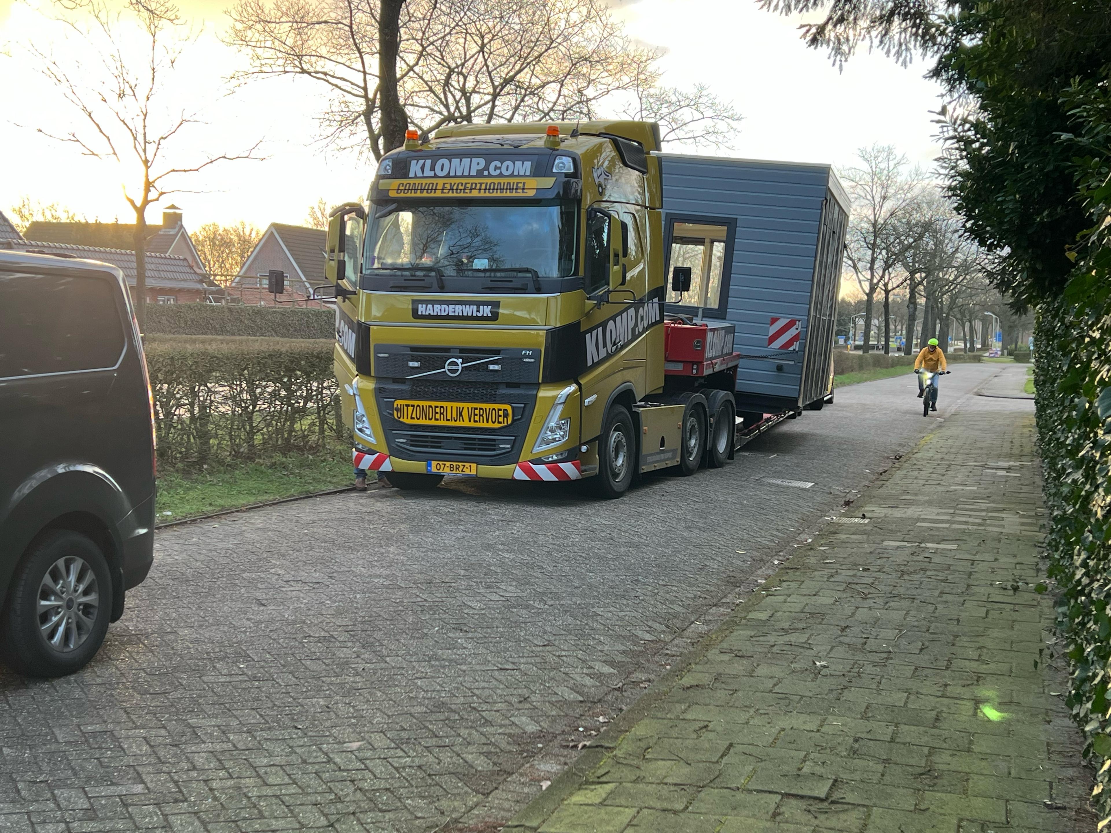 Mantelzorgwoning Model Canna - transport op dieplader
