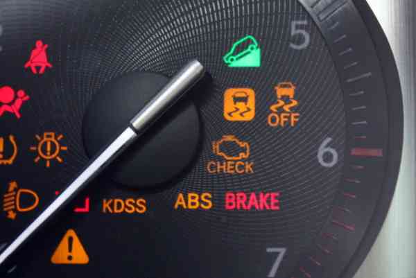 Common Causes of Traction Control Light Coming On - OBD Codes OBD II ...