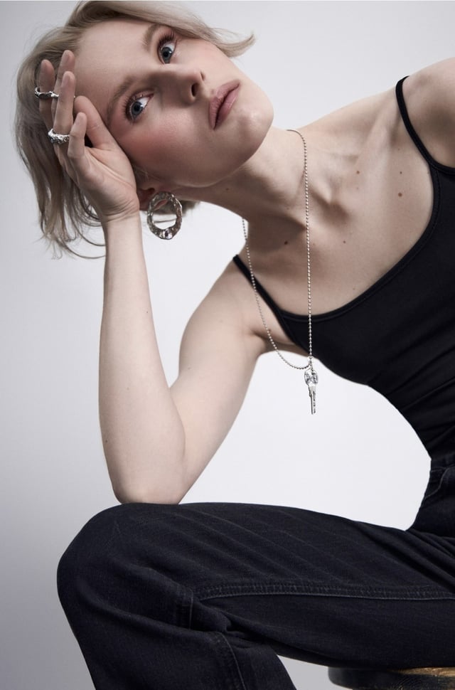 Ana Prasolova — Women, photograph 12 of 22