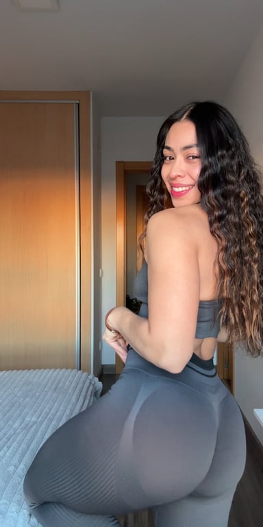 Alejandra pareja 