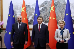 中國國家主席習近平、歐盟理事會主席米歇爾（Charles Michel）和歐盟執委會主席范德賴恩（Ursula von der Leyen）