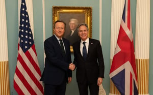 英國外交大臣卡麥隆（David Cameron）、美國國務卿布林肯（Antony Blinken）