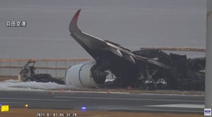 羽田機場日本航空A350空巴起火、日航