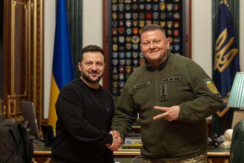 烏克蘭總統澤倫斯基（Volodymyr Zelenskyy）、前武裝部隊總司令扎盧茲尼（Valeriy Zaluzhny）