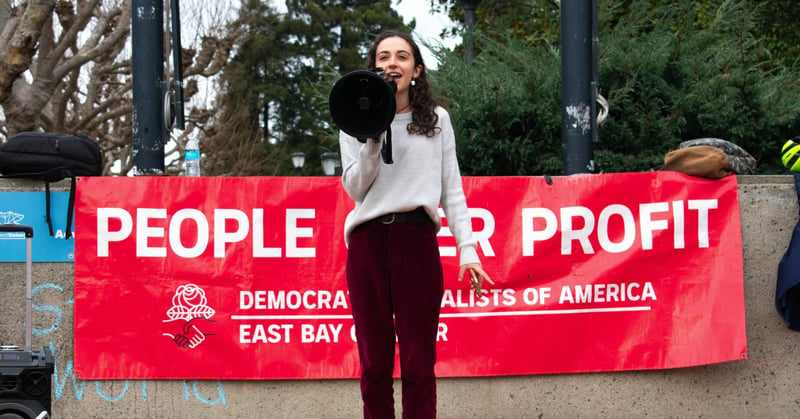 UC Berkeley四年級學生盧納帕拉（Cecilia Lunaparra）當選市議員