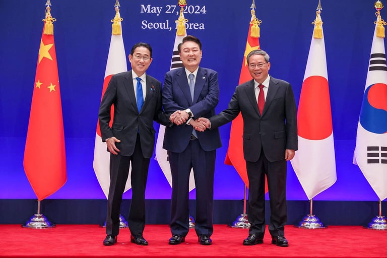 中國國務院總理李強、日本首相岸田文雄、南韓總統尹錫悅
