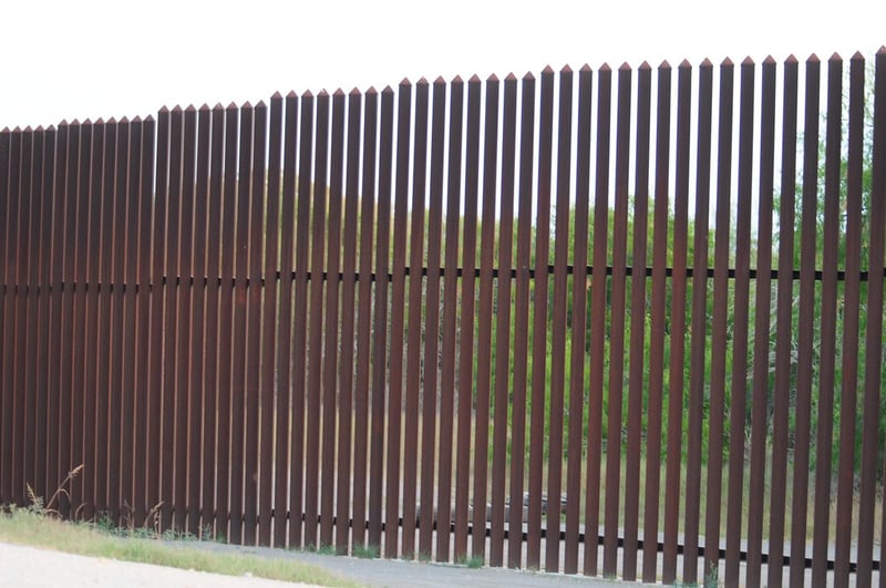 美墨邊界圍欄、美墨邊境、非法移民、無證客