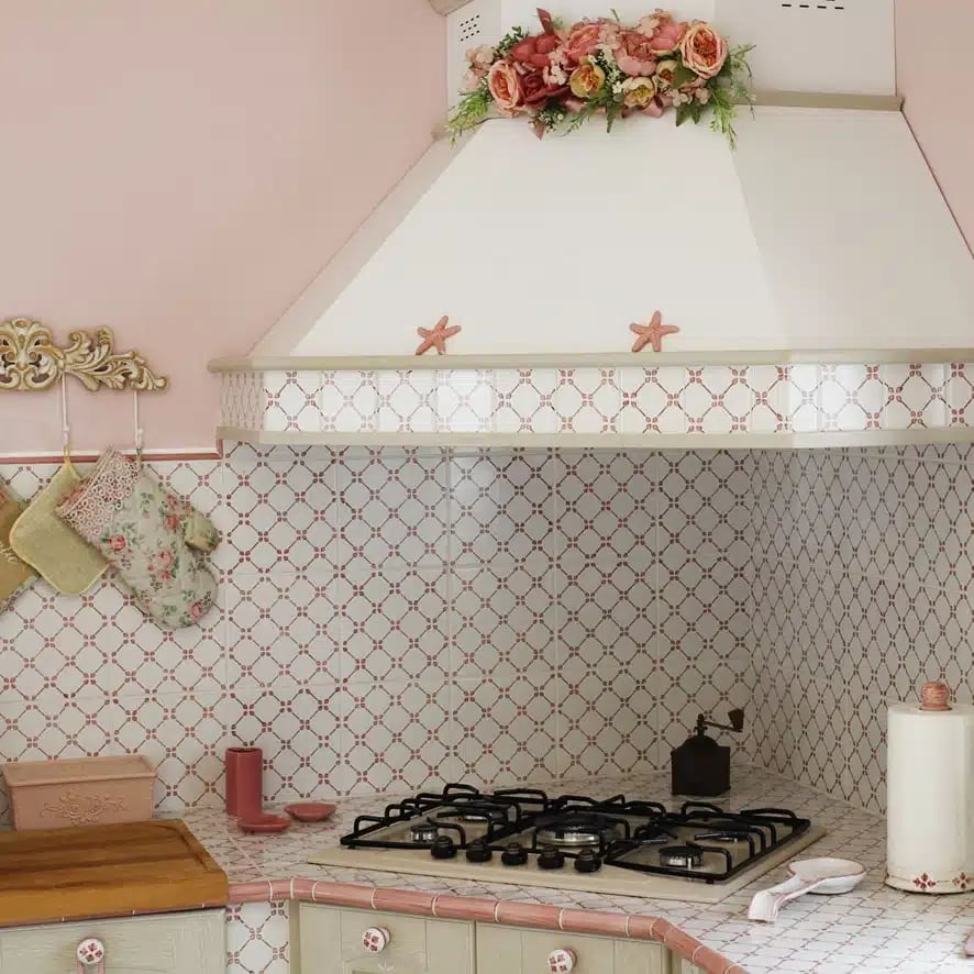 Incantevole e funzionale: una cucina su misura arredata in stile Country Chic 17