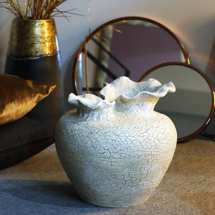 Vaso decorativo in ceramica bianca, due bocche, base larga 4