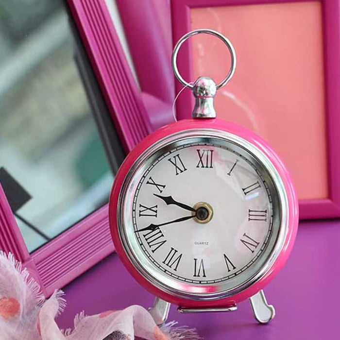 Orologio da tavolo in metallo Lorenzon "Pink Timetable" 1