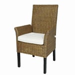 Poltrona midollino intrecciato con braccioli, schienale alto, gambe in teak e cuscino imbottito