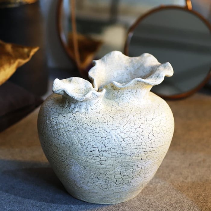 Vaso decorativo in ceramica bianca, due bocche, base larga 2